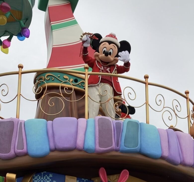 Tokyo Disneyland parade Disney Christmas Stories “Fondo Farewell”