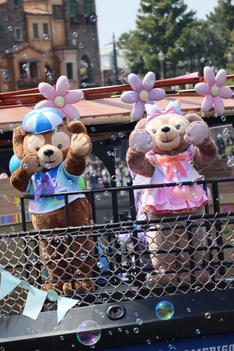 Tokyo Disneysea show Duffy & Friends' Colorful Happiness Journey