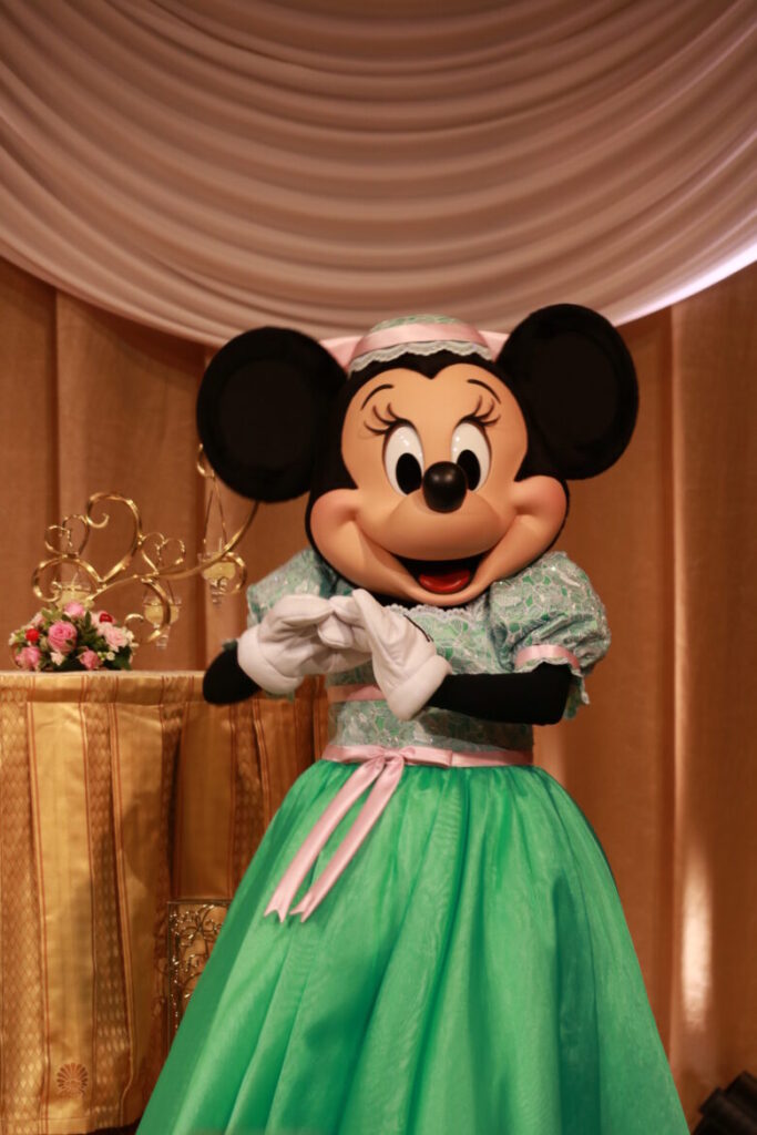 Tokyo DisneySea Hotel MiraCosta wedding