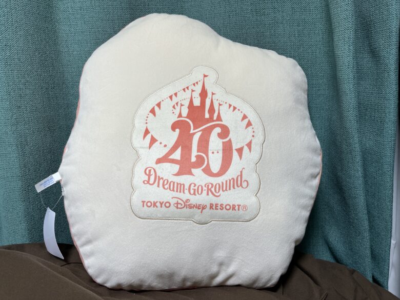Tokyo Disneyresort 40th dream-go-round cushion
