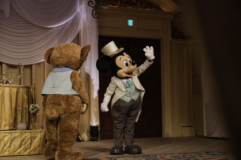 Tokyo Disneysea hotel MIRACOSTA wedding Mickey & Duffy