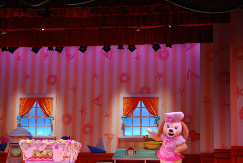 Tokyo Disneysea show Duffy & Friends' Wonderful Friendship Cookie Ann