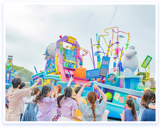 Tokyo Disneyland parade 
Baymax mission cooldown