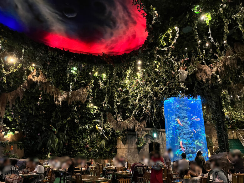 Tokyo Disneyresort IKSPIARI restaurant rainforest cafe