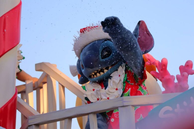 Tokyo Disneyland parade disney christmas stories