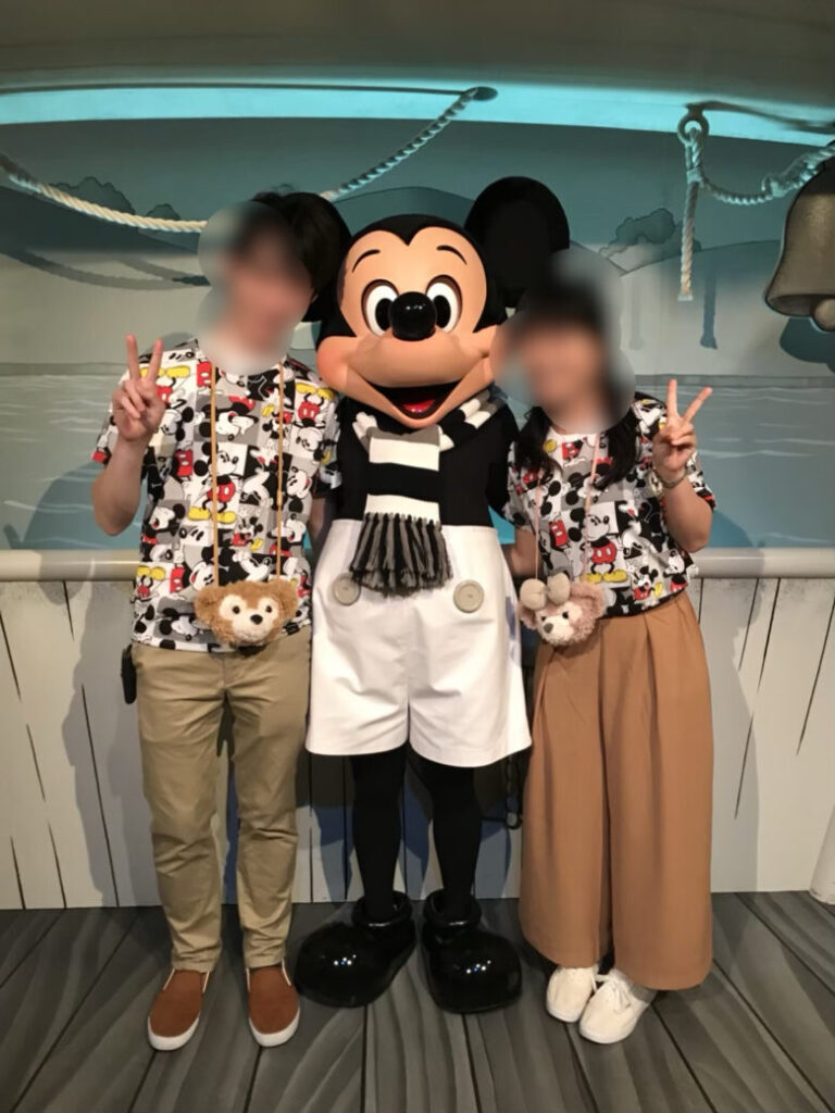 Tokyo Disneyland character greeting Mickey's House and Meet Mickey steamboat willie