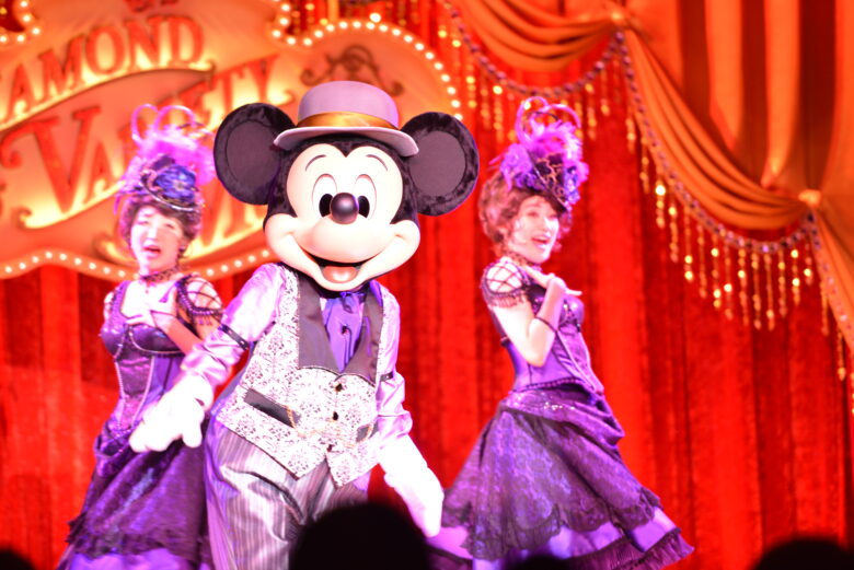 Tokyo Disneyland show restaurant The Diamond Variety Master