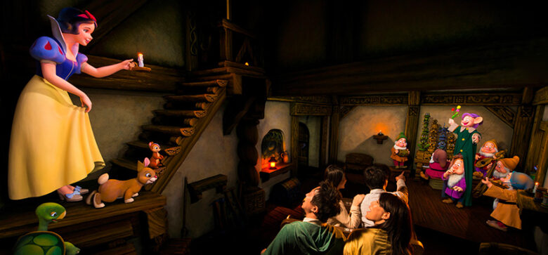 Tokyo Disneyland attraction snow white and the seven dwarfs