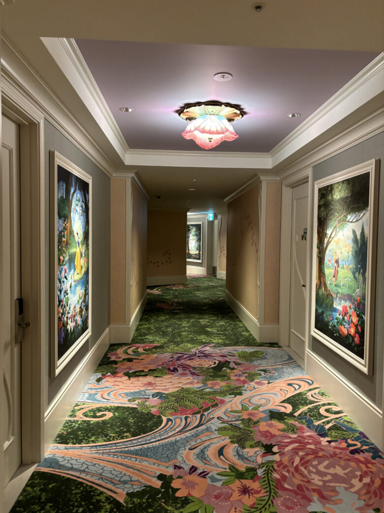 Tokyo DisneySea Fantasy Springs Hotel corridor