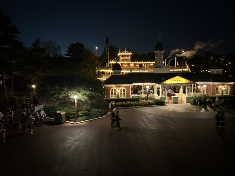 Tokyo Disneyland attraction Mark Twain Rivarboat Boarding point in night