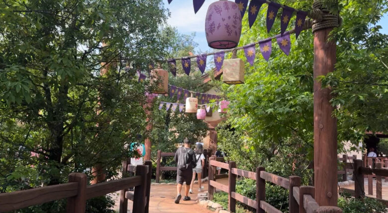 Tokyo Disneysea fantasy springs Rapunzel forest
