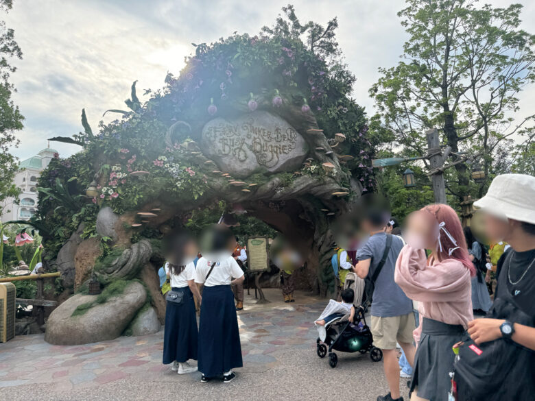 Tokyo Disneysea attraction Fairy Tinkerbell's Busy Buggy